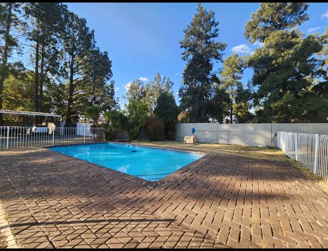 2 BEDROOM FLAT SOLD IN THREE RIVERS PROPER